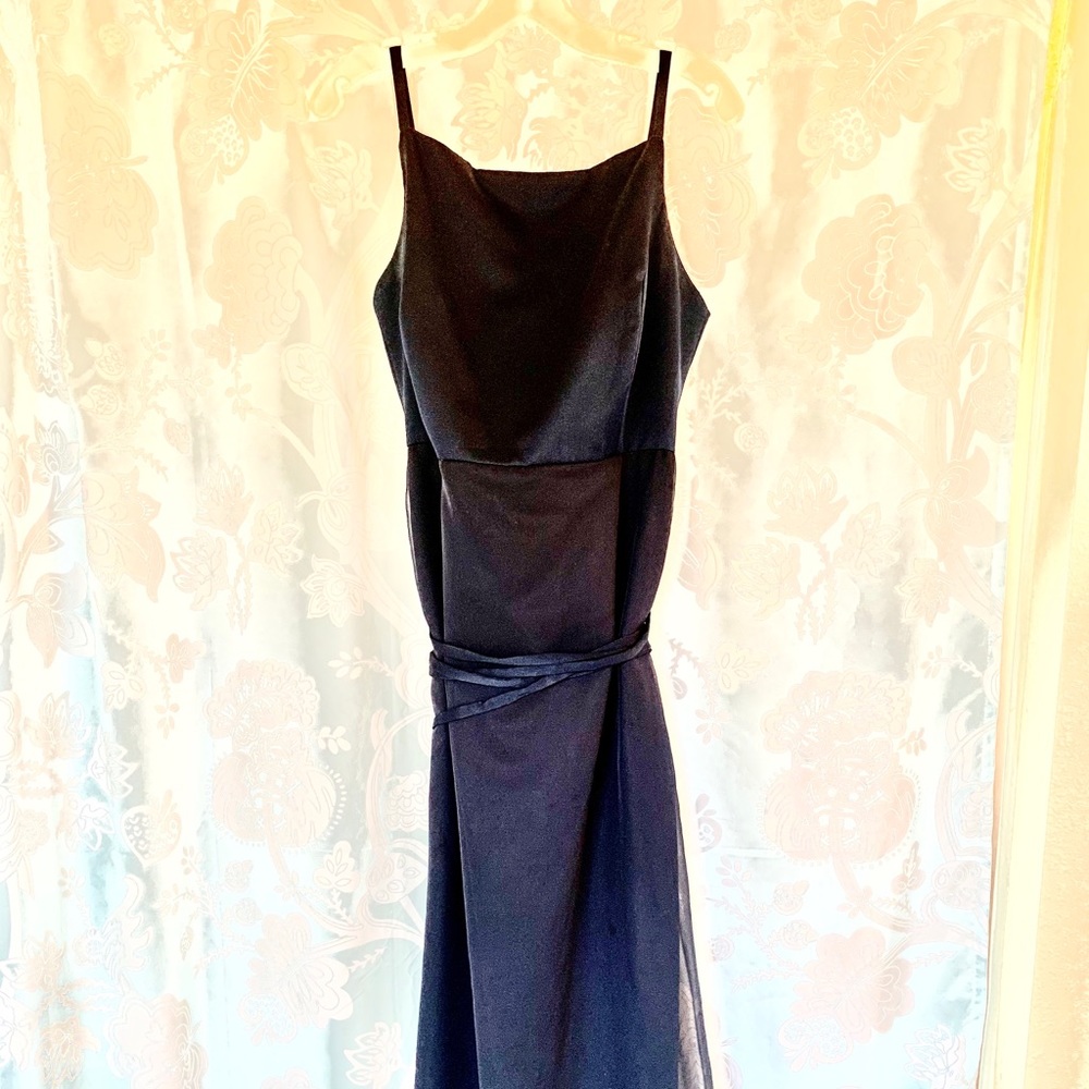 Vera Wang Dress, Navy Blue (tailored to ~size 10)